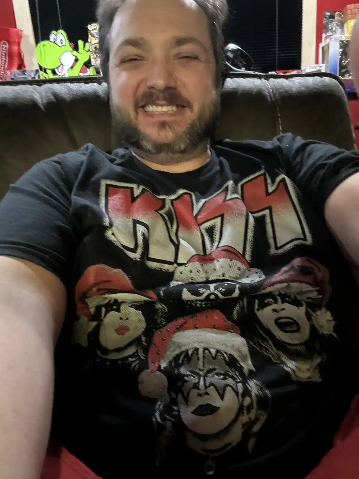 KISSmas Selfie: Spreading Love and Cheer