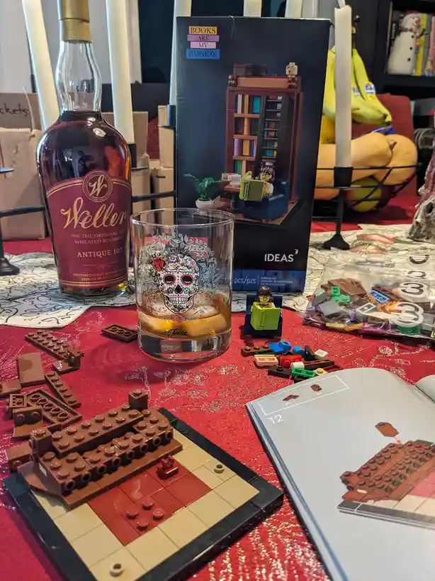 Sending Happy Holiday Wishes from Imgur