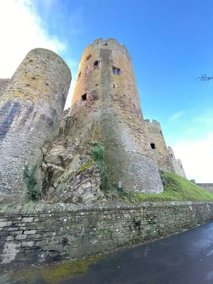 Exploring the Majestic Conwy Castle