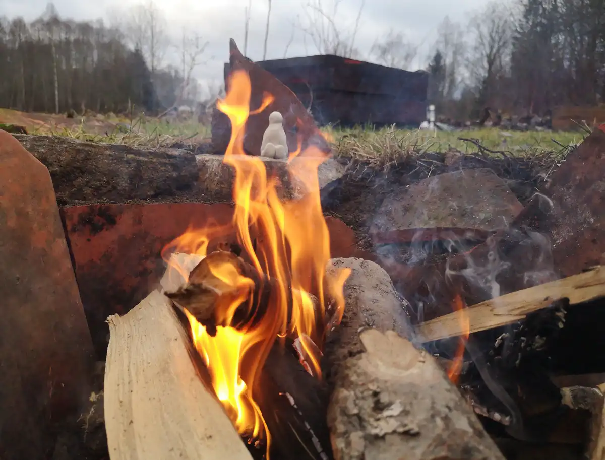 Crafting My Own Cozy Fire Pit: A Personal Project