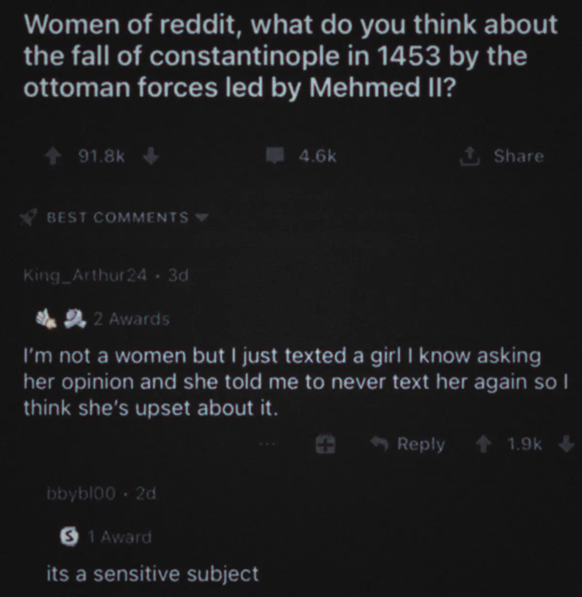 A screenshot of a Reddit post asking women's opinions on the historical fall of Constantinople in 1453. The top comment…